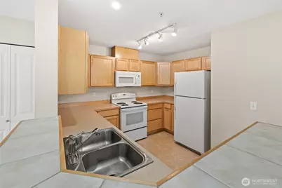 1103 63rd Street SE #E, Auburn, WA 98092 - Photo 8