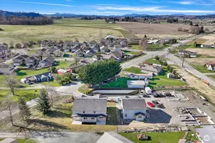 710 F and S Grade Rd, Sedro Woolley, WA 98284 - Photo 36