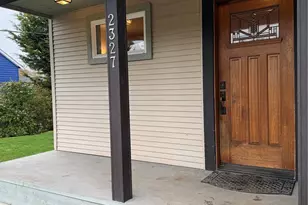 2327 W Mukilteo Blvd, Everett, WA 98203 - Photo 2