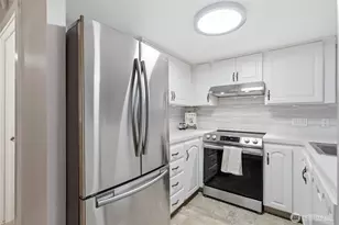 14651 NE 40th St, Bellevue, WA 98007 - Photo 10