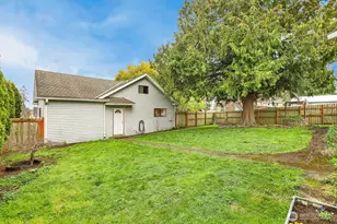 2001 State St, Everett, WA 98201 - Photo 26