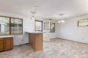 12370 SE 158th St, Renton, WA 98058 - Photo 10