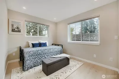 12534 C 5th Avenue NE, Seattle, WA 98125 - Photo 12