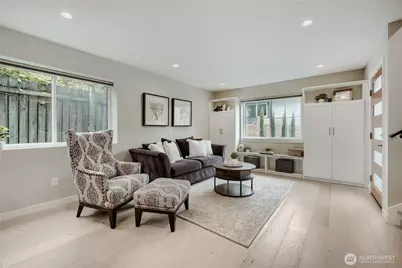 12534 C 5th Avenue NE, Seattle, WA 98125 - Photo 4