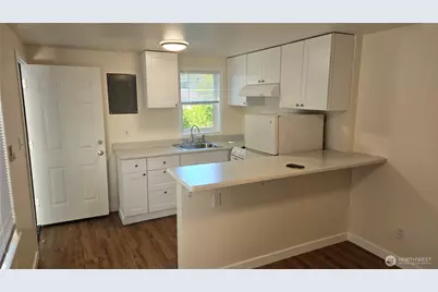 7329 15th Avenue NW, Seattle, WA 98107 - Photo 10