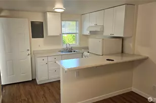 7329 15th Ave NW, Seattle, WA 98107 - Photo 10