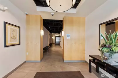 300 110th Avenue NE #515, Bellevue, WA 98004 - Photo 18