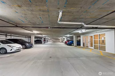 300 110th Avenue NE #515, Bellevue, WA 98004 - Photo 22