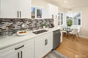 4815 15th Ave S, Seattle, WA 98108 - Photo 8