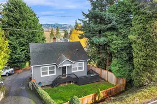 5431 Broadway, Everett, WA 98203 - Photo 2