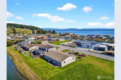 2227 Mariners Way, Oak Harbor, WA 98277 - Photo 36