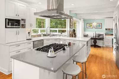 15828 25th Avenue SW, Burien, WA 98166 - Photo 10