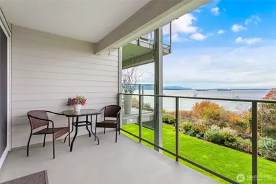 600 S State Street #204, Bellingham, WA 98225 - Photo 4