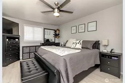 15428 Westshore Drive SE, Yelm, WA 98597 - Photo 16