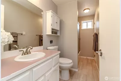 15428 Westshore Drive SE, Yelm, WA 98597 - Photo 20