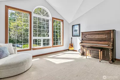 403 207th Avenue E, Auburn, WA 98391 - Photo 4