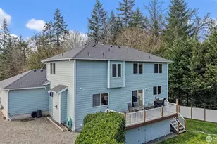 403 207th Ave E, Auburn, WA 98391 - Photo 32