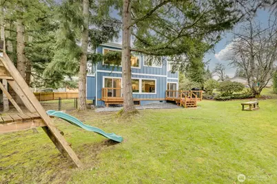 4421 75th Street SW, Mukilteo, WA 98275 - Photo 2