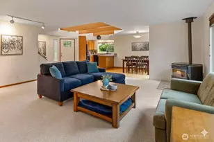 4421 75th St SW, Mukilteo, WA 98275 - Photo 8