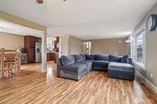 15720 120th Ave SE, Renton, WA 98058 - Photo 4