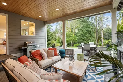 9150 Burlingame Court NE, Bainbridge Island, WA 98110 - Photo 16