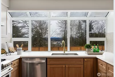 7702 151st Avenue NE, Redmond, WA 98052 - Photo 10