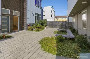 3641 22nd Ave W, Seattle, WA 98199 - Photo 2