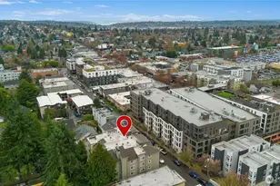 8720 Phinney Ave N, Seattle, WA 98103 - Photo 24