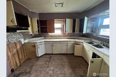 131 17 Avenue, Longview, WA 98632 - Photo 10