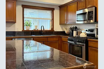 3012 NE 137th Street #B, Seattle, WA 98125 - Photo 10