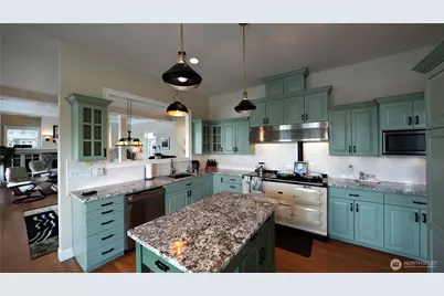 7240 Holmes Island Road SE, Lacey, WA 98503 - Photo 14