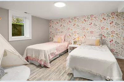 1816 NE 82nd Street, Seattle, WA 98115 - Photo 26