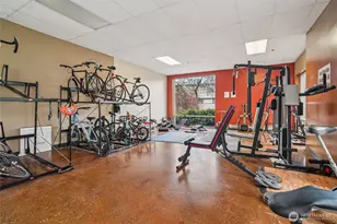 506 E Howell St, Seattle, WA 98122 - Photo 20