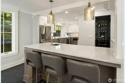 3645 92nd Avenue SE, Mercer Island, WA 98040 - Photo 10