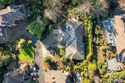 3645 92nd Avenue SE, Mercer Island, WA 98040 - Photo 18