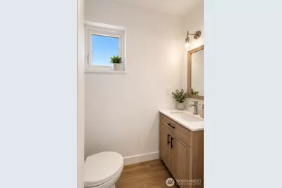 10434 1st Avenue S, Seattle, WA 98168 - Photo 10