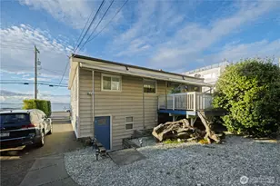 1788 Alki Ave SW, Seattle, WA 98116 - Photo 10