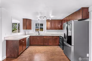 2422 73rd St SE, Everett, WA 98203 - Photo 6