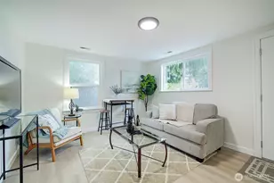 10231 36th Ave SW, Seattle, WA 98146 - Photo 2