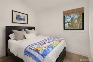 4009 33rd Ave W, Seattle, WA 98199 - Photo 12