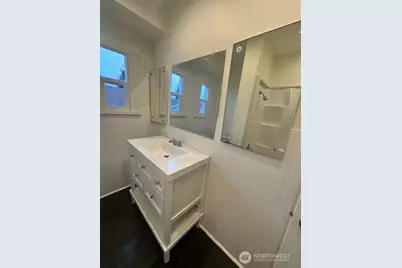 813 N 3rd Street, Renton, WA 98057 - Photo 12