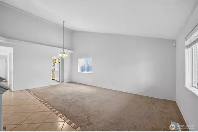 8402 147th St Court E, Puyallup, WA 98375 - Photo 4