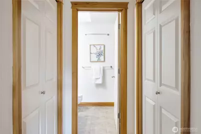 8515 Stone Avenue N #A, Seattle, WA 98103 - Photo 16