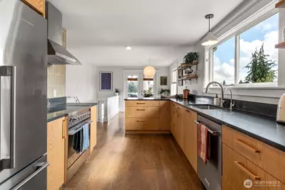 4108 41st Avenue S, Seattle, WA 98118 - Photo 8