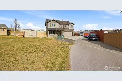439 S Texas Street, Kennewick, WA 99336 - Photo 4