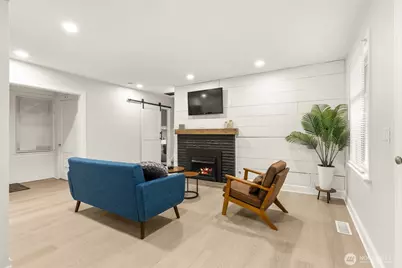 2010 13th Avenue NW, Puyallup, WA 98371 - Photo 4