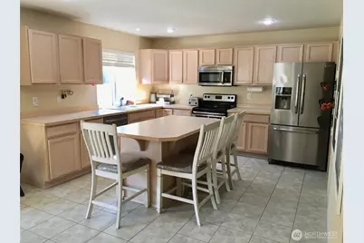 4014 45th Avenue NE, Tacoma, WA 98422 - Photo 2