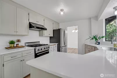 7016 Homestead Court, Tacoma, WA 98404 - Photo 12