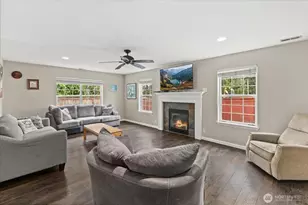 18124 115th St Ct E, Bonney Lake, WA 98391 - Photo 12