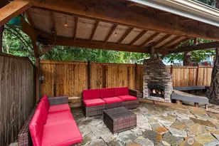 545 Mt Olympus Dr SW, Issaquah, WA 98027 - Photo 24